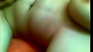 Esposa iraní amateur experimenta sexo brutal y gime en video HD