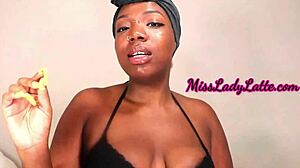 Tetas grandes y dominación financiera: Un video de entrenamiento de esclavos con una dominatrix negra