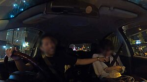 일본인 헨타이 닌포 칸사이 HD 비디오에서 그녀의 자동차에 크림파이를 받습니다