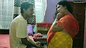 Amaterski indijski par se bavi analnim seksom i jebanjem pičke