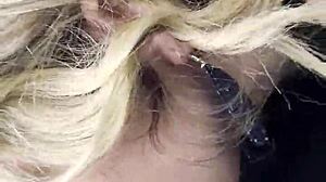 Une blonde amateur se fait remplir la bouche de sperme