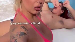 Loira's poolside massage and anal play in Cancun