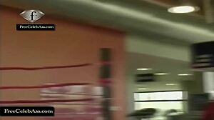 القنبلة الشقراء ناتاليا ميشا تطرح عارية في جلسة تصوير استفزازية