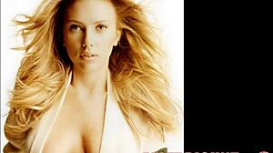 ¡Mira a esta celebritie desnuda y ardiente Scarlett Johansson con sus grandes tetas y su coño peludo! ¡Te encantará!