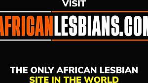 Две черни жени се отдават на лесбийски секс на открито и си лижат гениталиите