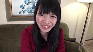 Deseando una chica asiática de Japón, Lori, en un video amateur sin censura